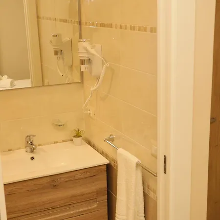 Dimora Peluso Bed & Breakfast 3*